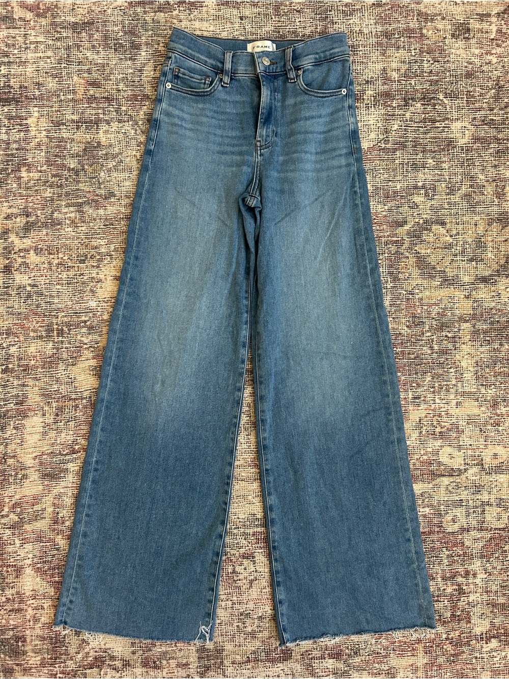 Frame Denim Wide-Leg Jeans in Medium Blue Wash